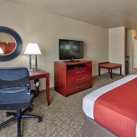 Holiday Inn Roswell By Ihg Exterior photo