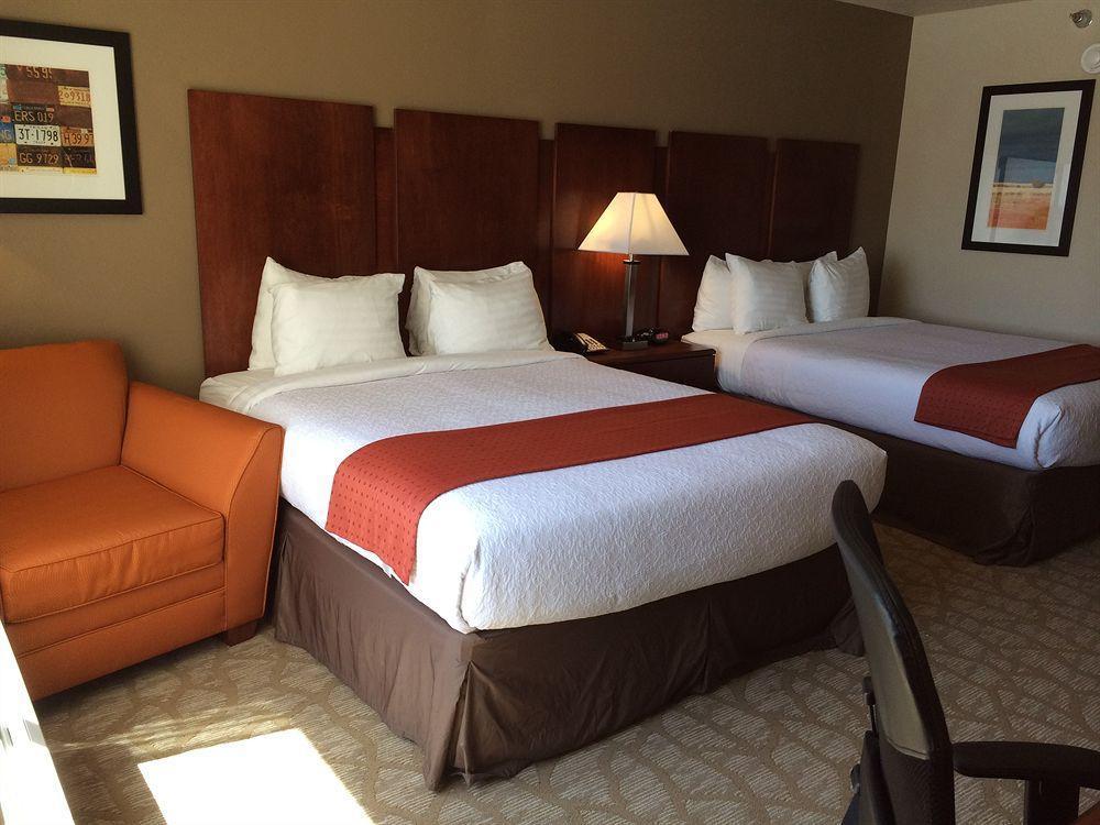 Holiday Inn Roswell By Ihg Exterior photo