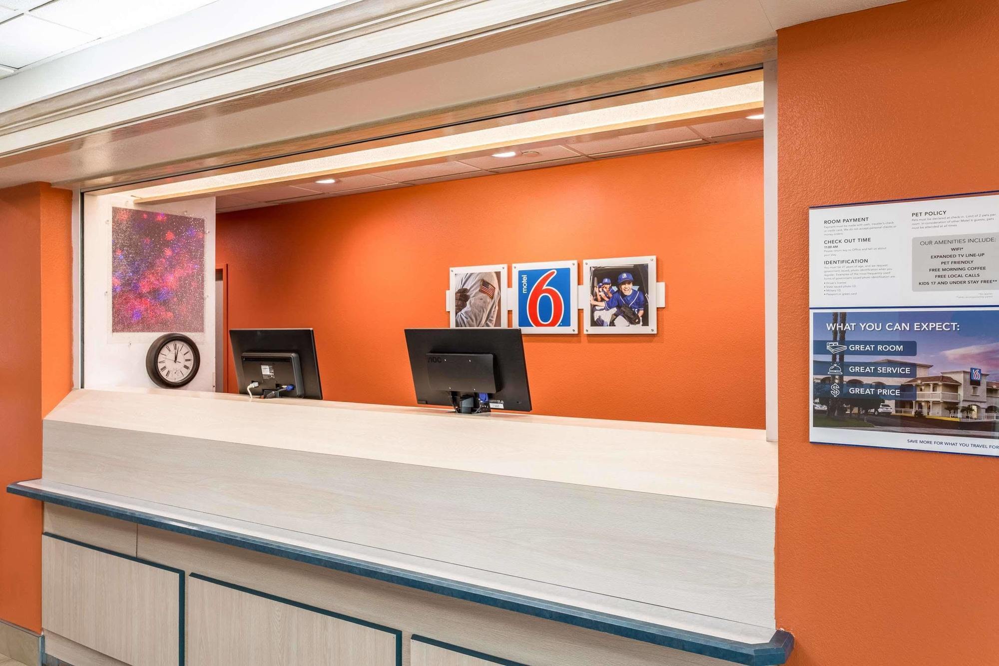 Holiday Inn Roswell By Ihg Exterior photo